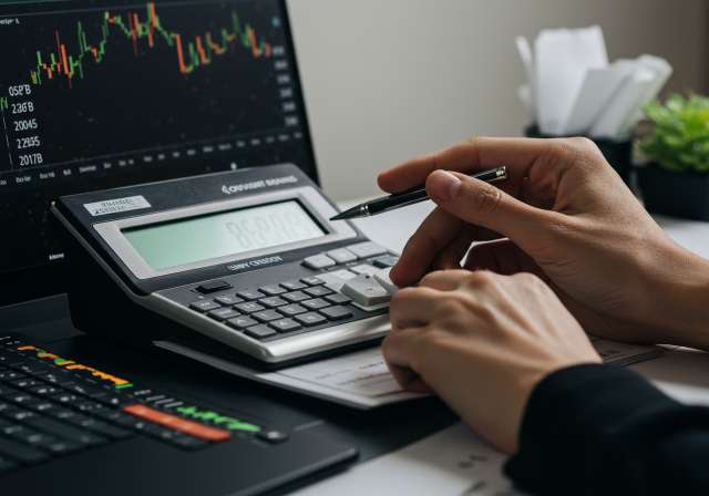 lowest option brokerage charges in india